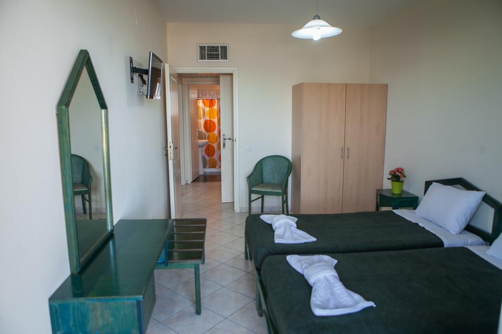 Iliana Apartments Tolón Esterno foto